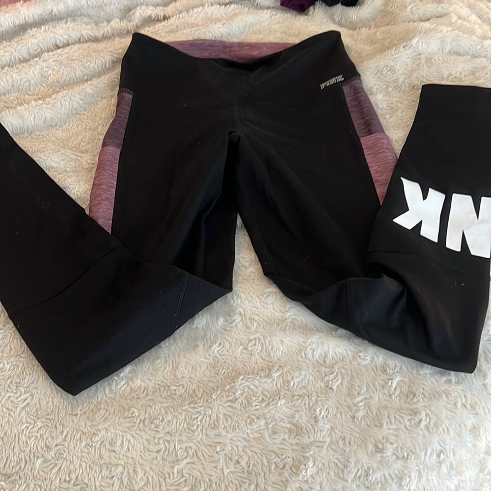 PINK ultimate edition yoga pants with side pockets.